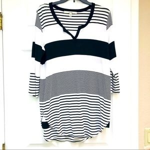 Red 23 Long Sleeve Black/White Stripe Top-Size Large